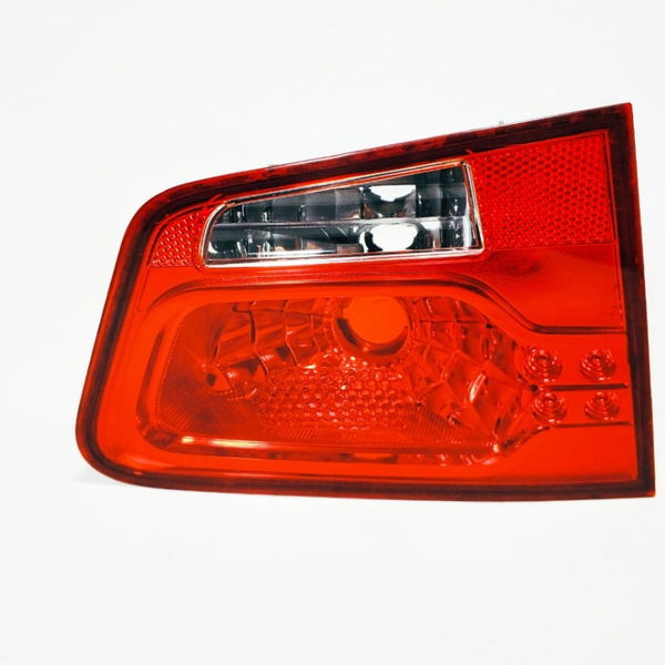 Lanterna Traseira Capo Cerato L.e 10 A 12 Original  Cx275 Esquerdo Vermelho