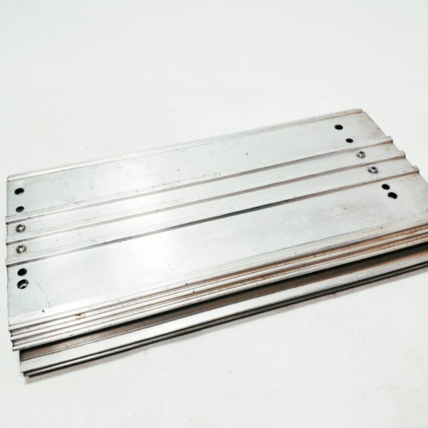 Módulo Amplificador Som Pajero Dakar 8701a308 Cx51 Prateado