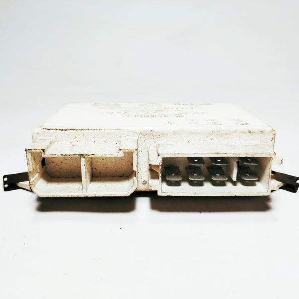 Modulo Central Controle Lampada Volvo 460 5kg005019-07 (cx63