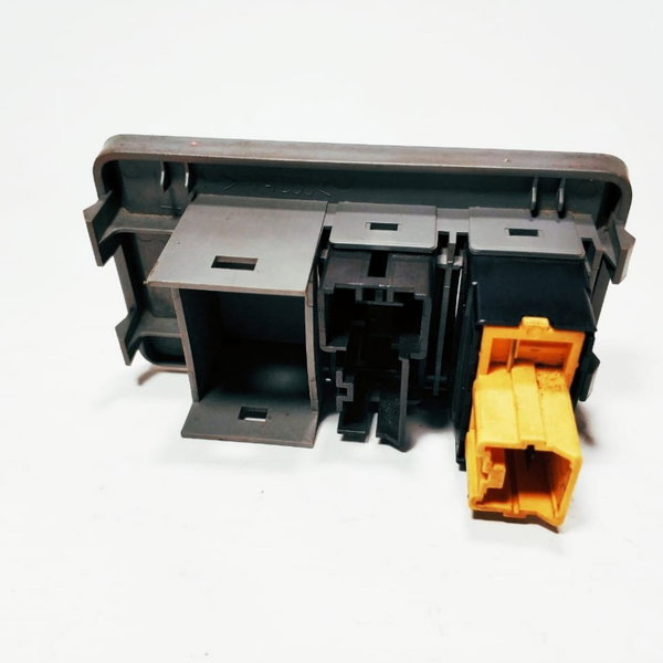 Moldura + Botão Tcl (off) Mitsubishi Galant Mr238444 (cx49)