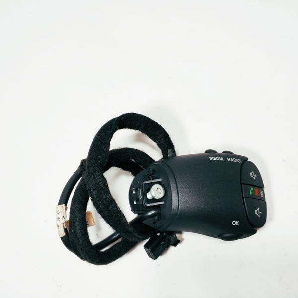 Comando Som Telefone Duster Logan Megane 255524718r (cx50)