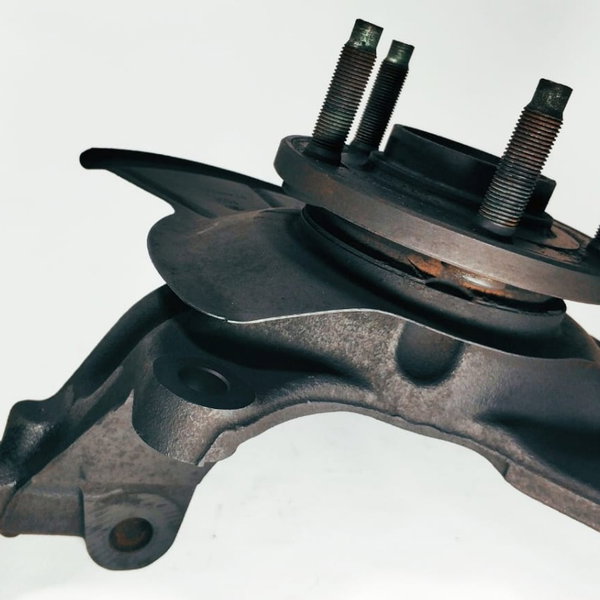 Cubo De Roda Montante Dianteiro Esquerdo Edge 3.5 V6