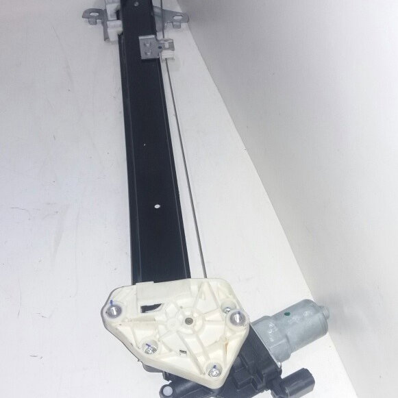 Máquina De Vidro Dianteira Esquerda Honda Wrv Cx596
