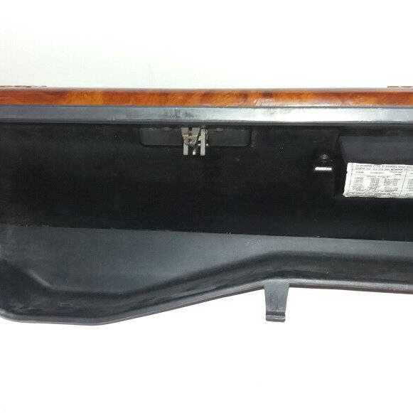 Porta Luvas Cherokee 1997 Cx603