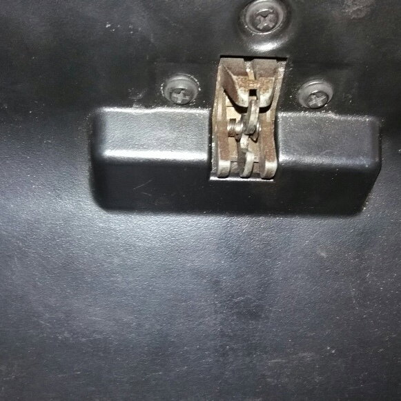 Porta Luvas Cherokee 1997 Cx603