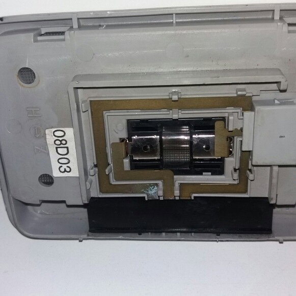 Luz De Teto Tracker 2009 Cx84 Plastico