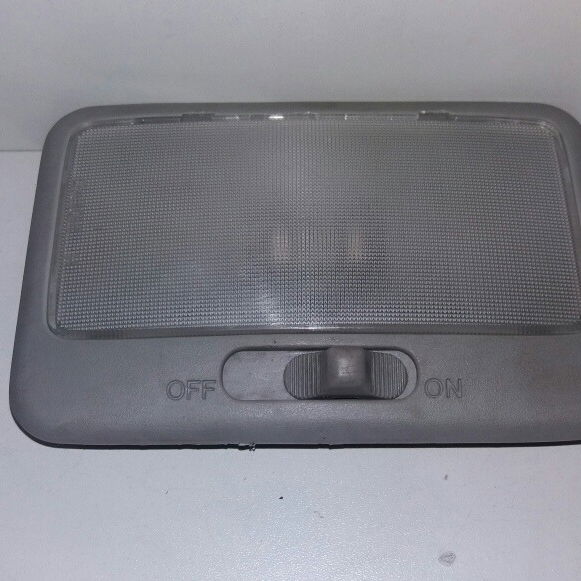 Luz De Teto Tracker 2009 Cx84 Plastico