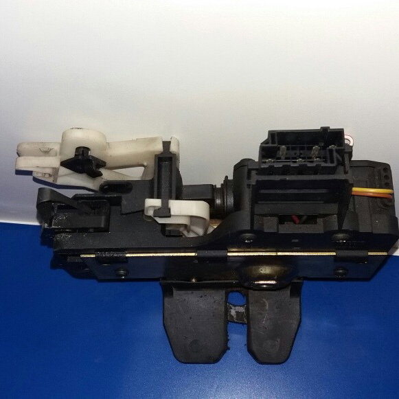 Fechadura Tampa Traseira Volvo V70 1998 Cx94