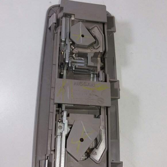 Luz De Teto Nissan Frontier 2013 Cx86