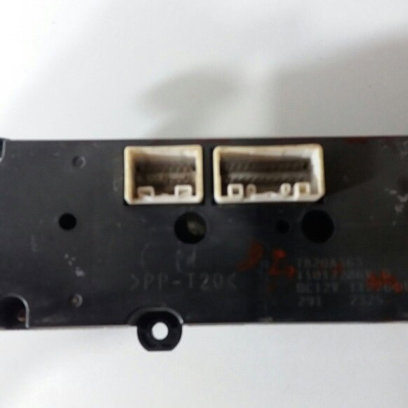 Comando  Ar Condicionado  Triton 2013 Cx131
