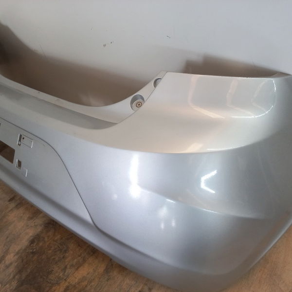 Parachoque Traseiro Com Detalhes Ford Ka Se 1.8 2015