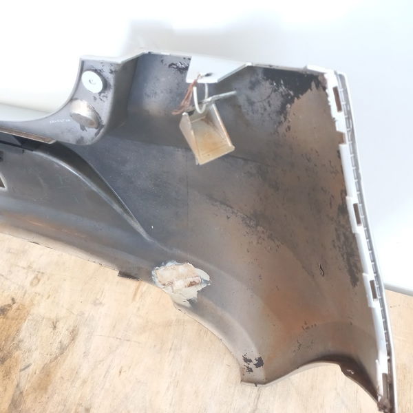 Parachoque Traseiro Com Detalhes Ford Ka Se 1.8 2015