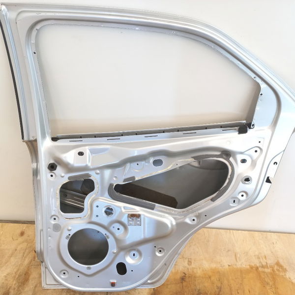 Porta Traseira Direita Com Detalhes Ford Ka Se 1.0 2015