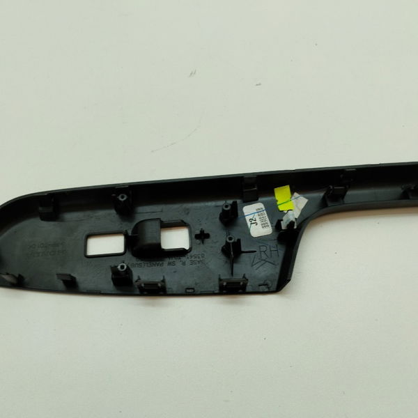 Acabamento Botão Vidro Dianteira Direito Honda Crv Lx 2014