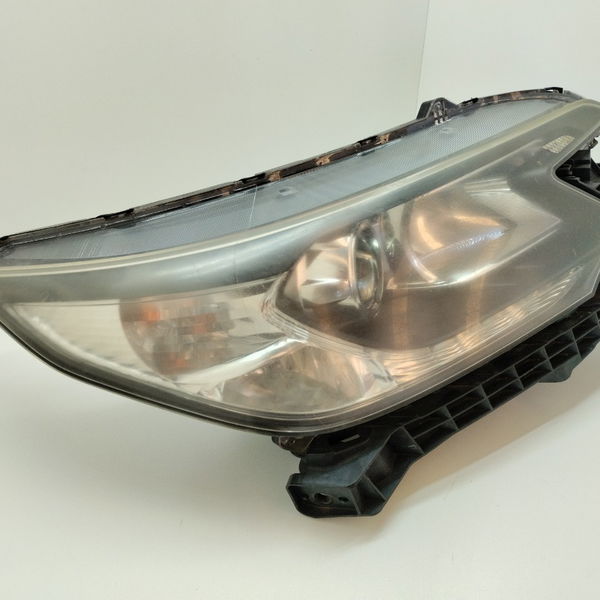 Farol Direito Detalhe No Guia Honda Crv Lx 2014