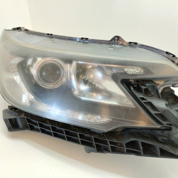 Farol Direito Detalhe No Guia Honda Crv Lx 2014