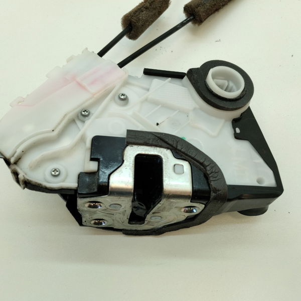 Fechadura Porta Dianteira Direito Honda Crv Lx 2014