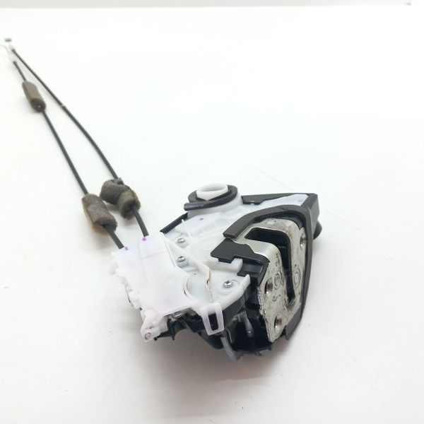 Fechadura Porta Dianteiro Direito Honda Hrv 1.8 2017