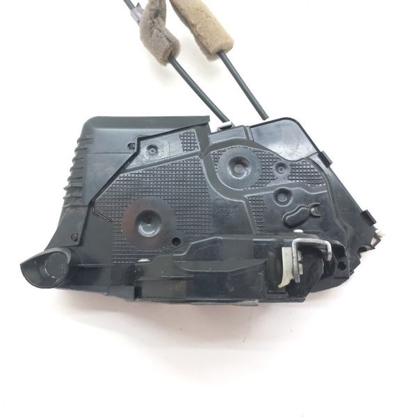 Fechadura Porta Dianteiro Direito Honda Hrv 1.8 2017