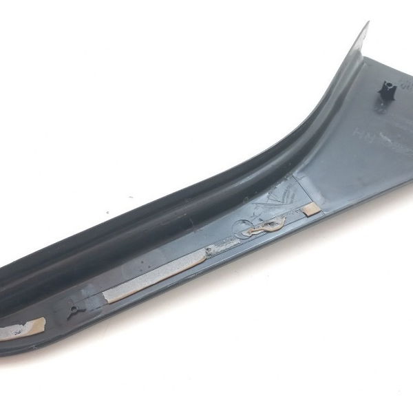 Moldura Coluna Traseira Direita Ford Focus Hc 2011