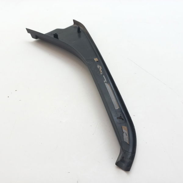 Moldura Coluna Traseira Direita Ford Focus Hc 2011