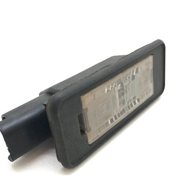 Luz De Placa Allure 208 1.6 2017
