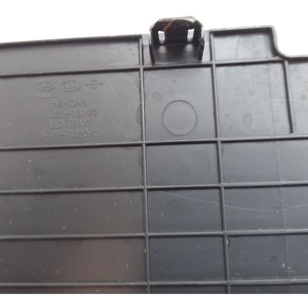 Acabamento Tomada 12v Do Console Hb20 1.6 Sd 2019