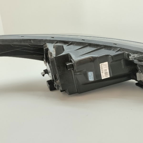 Farol Esquerdo Hyundai Hb20 1.6 Sd 2019
