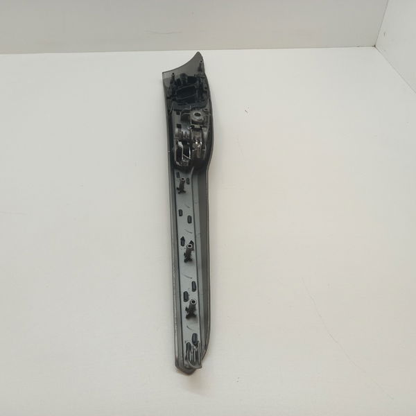 Moldura Interna Dianteira Esquerda Ford Fusion 2014