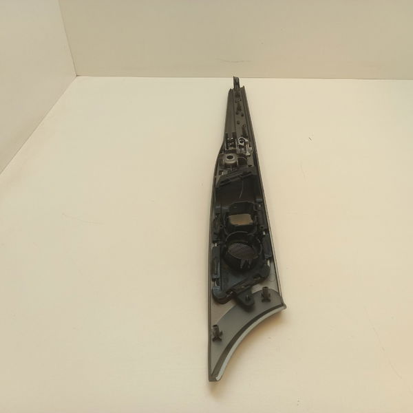 Moldura Interna Dianteira Esquerda Ford Fusion 2014