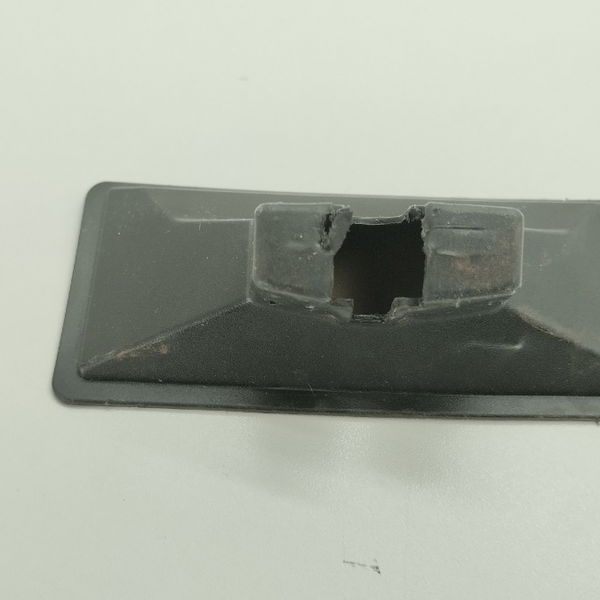 Moldura Fechadura Da Tampa Traseira Ford Fusion 2014