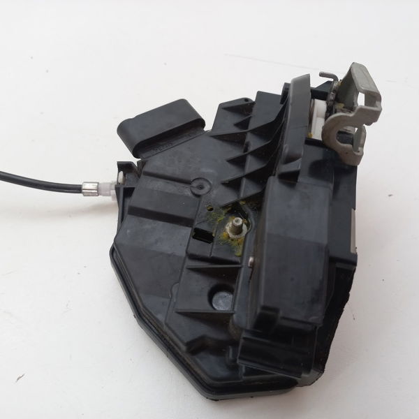 Fechadura Da Porta Dianteira Direita Ford Fusion 2014