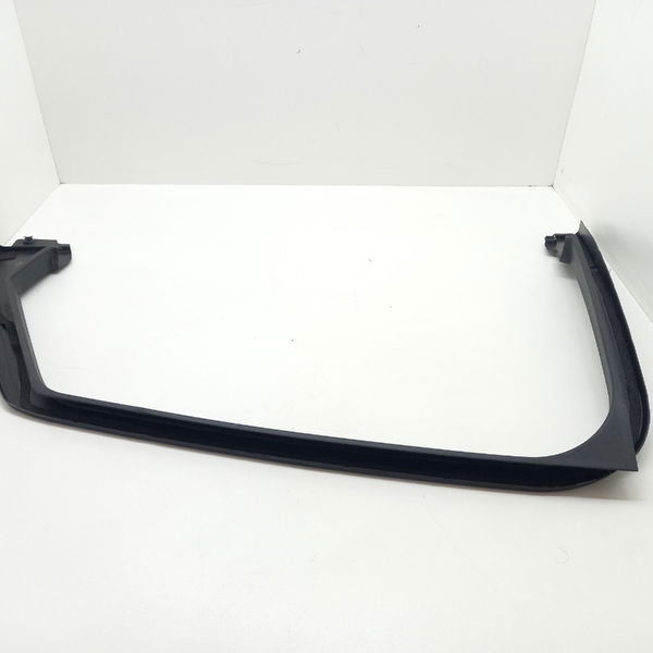 Moldura Arco Porta Traseira Esquerda Ford Fusion 2014