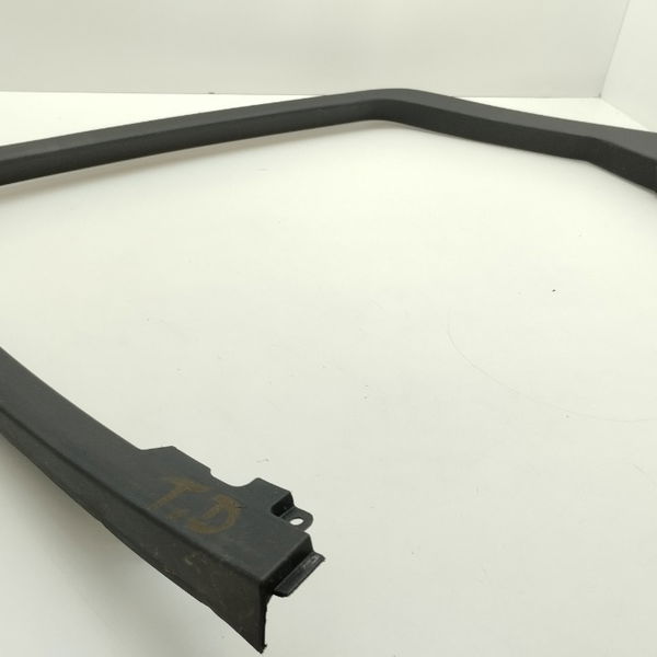 Moldura Interna Da Porta Traseira Direita Ford Fusion 2014
