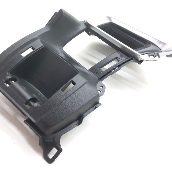 Moldura Do Difusor Lateral Esquerdo Honda Wrv 1.5 2018