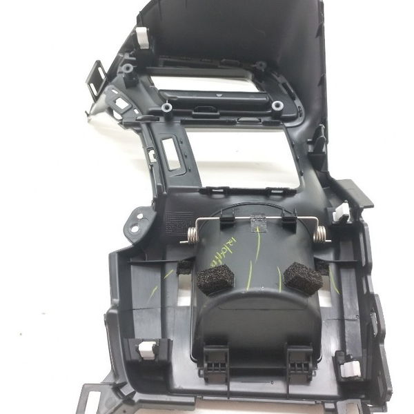 Moldura Do Difusor Lateral Esquerdo Honda Wrv 1.5 2018