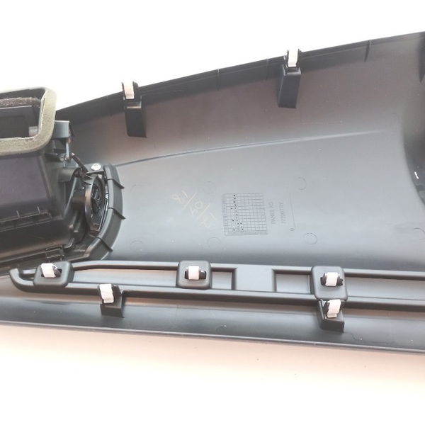 Moldura Acabamento Direito Do Painel Honda Wrv 1.5 2018