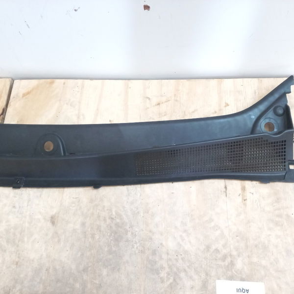 Grade Churrasqueira Do Parabrisa Sandero Stepway 1.6 2016
