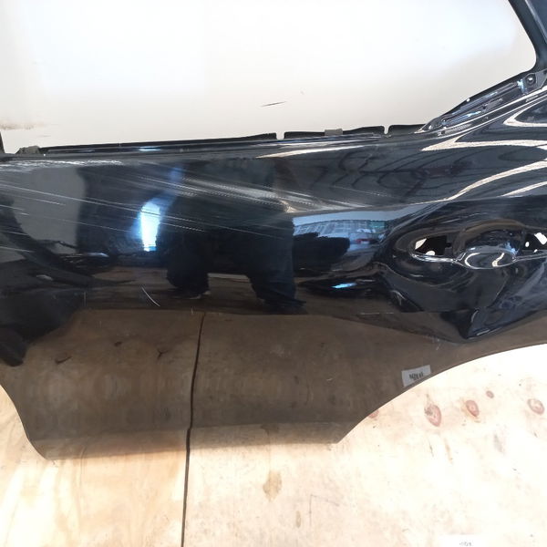 Porta Traseira Esquerda Detalhe P/ Recuperar Toyota Sw4 2021