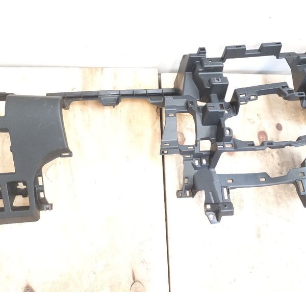Moldura Interna Do Painel Com Detalhe Toyota Sw4 Diesel 2021