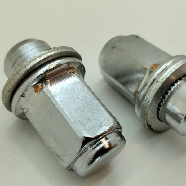 Par Porca Da Roda Toyota Sw4 Diesel 2021