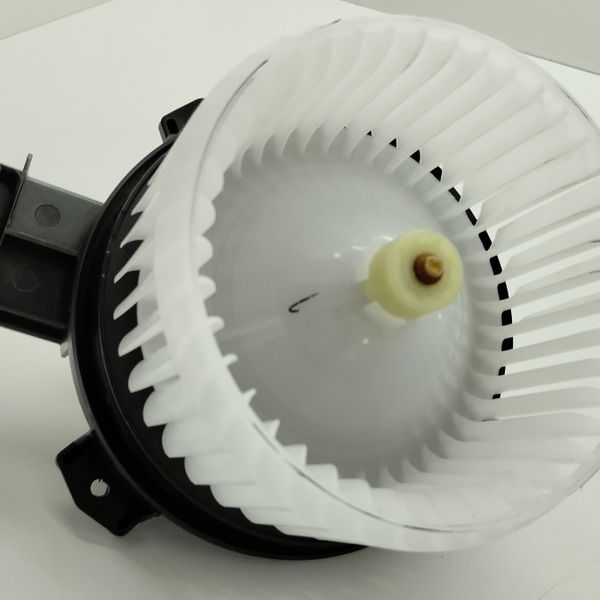 Motor Ar Forçado Ventilador Toyota Sw4 Diesel 2021