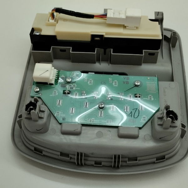 Luz Comando Do Ar Teto Traseiro Toyota Sw4 Diesel 2021