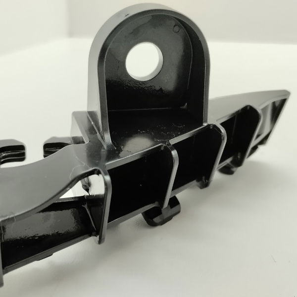 Guia Do Parachoque Traseiro Esquerdo Toyota Sw4 Diesel 2021