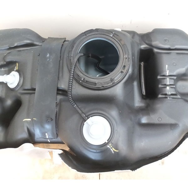 Tanque De Combustivel Toyota Hilux Sw4 Diesel 2021