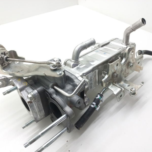 Radiador Resfriador Oleo Valvula Egr Toyota Sw4 Diesel 2021