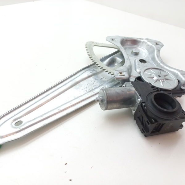Motor Maquina De Vidro Traseiro Esquerdo Toyota Sw4 2021