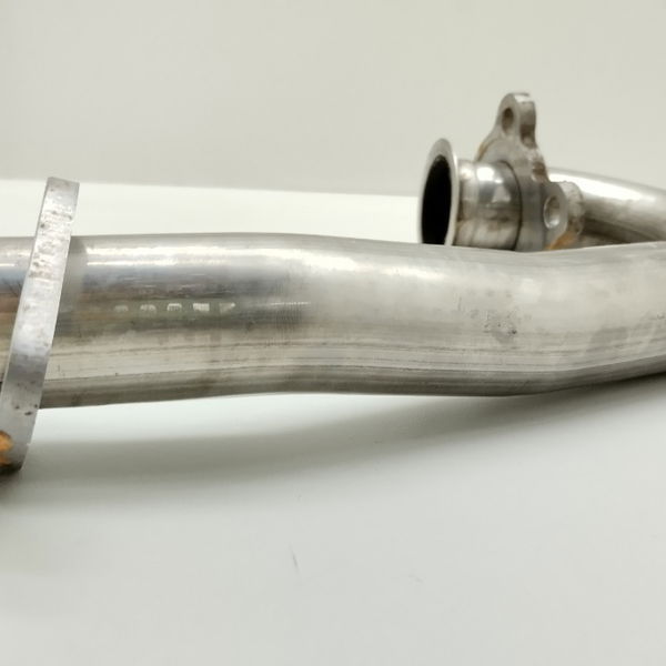 Cano Mangueira Passagem Agua Motor Toyota Sw4 Diesel 2021