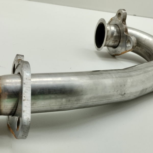 Cano Mangueira Passagem Agua Motor Toyota Sw4 Diesel 2021