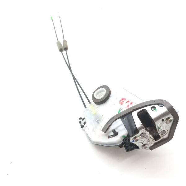 Fechadura Da Porta Traseira Direito Toyota Sw4 Diesel 2021